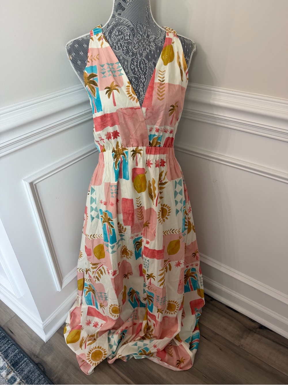 Boutique Dress Forum Womens Tropical Print Low Back V-neck Maxi Dress Size L New